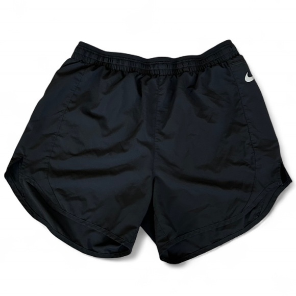 Nike Pants - Nike Running Women’s Dri-Fit Lined Shorts Size Medium